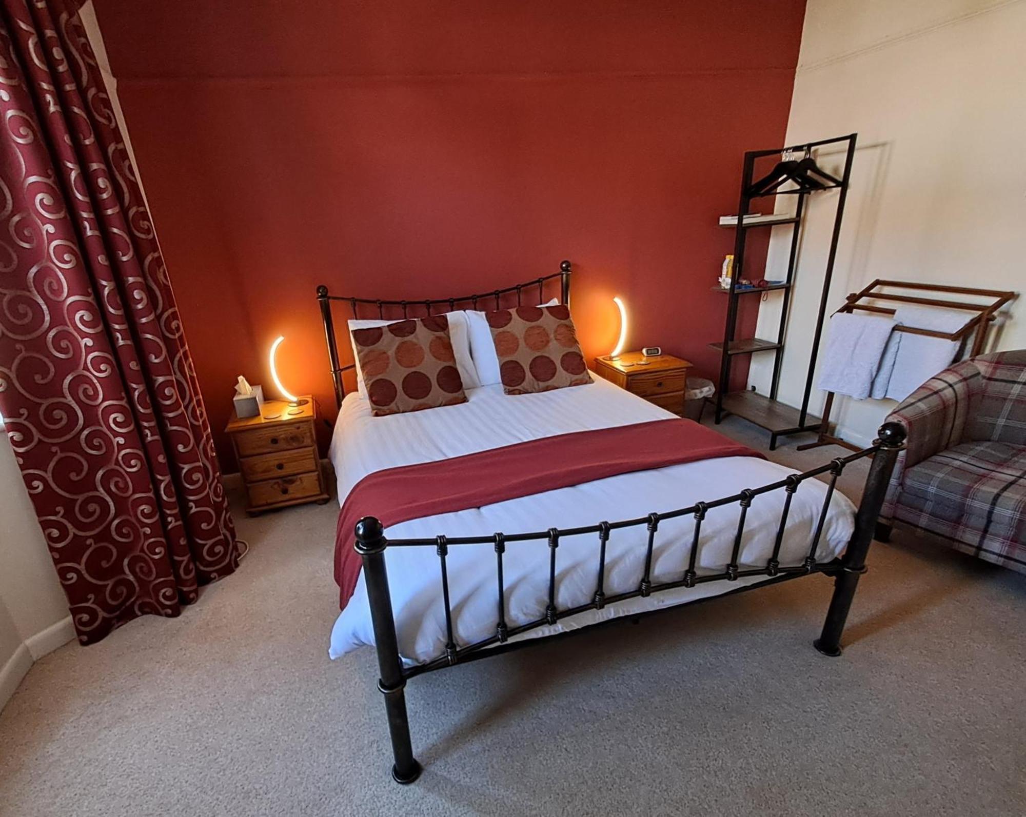 Quiet Comfortable Patcham Studio Free Parking Hallway Shared With Host Apartment Brighton Exterior foto